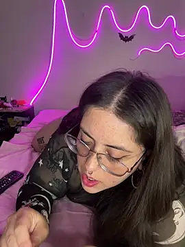 Mizztikaa online show from March 2025 10:42:01 PM