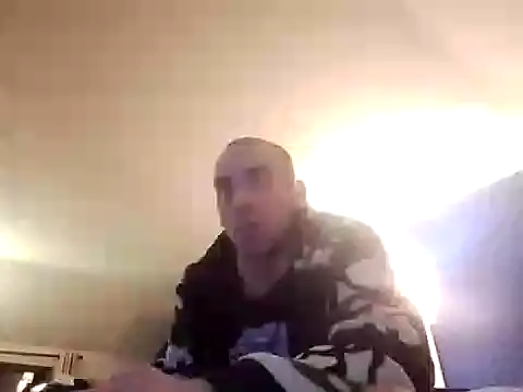 Snapshot of DrbigdickUK chatting on December 2024 11:16:01 PM DrbigdickUK online show from December 2024 11:16:01 PM