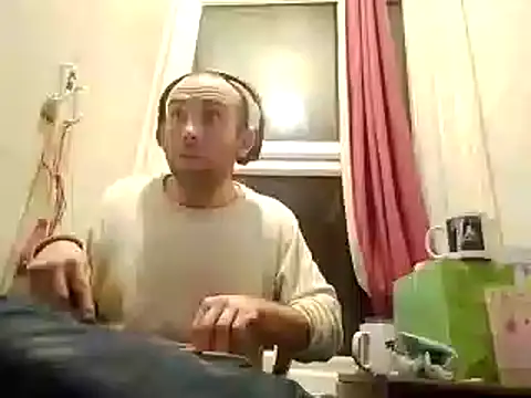 Snapshot of DrbigdickUK chatting on September 2025 07:17:01 PM DrbigdickUK online show from September 2025 07:17:01 PM