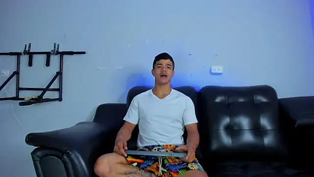 Rob saenz  online show from January 2025 03:40:01 PM