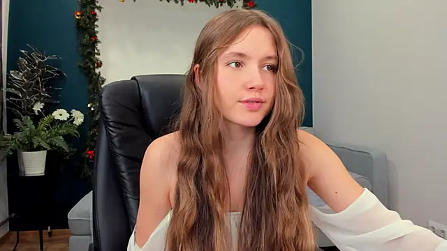 Snapshot of MaryannSoftt chatting on December 2024 06:26:02 PM MaryannSoftt online show from December 2024 06:26:02 PM