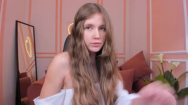 Snapshot of MaryannSoftt chatting on December 2024 06:27:01 PM MaryannSoftt online show from December 2024 06:27:01 PM