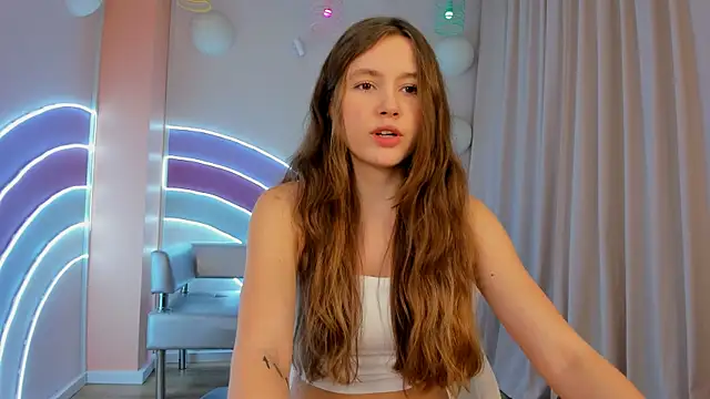 Snapshot of MaryannSoftt chatting on February 2025 03:30:02 PM MaryannSoftt online show from February 2025 03:30:02 PM