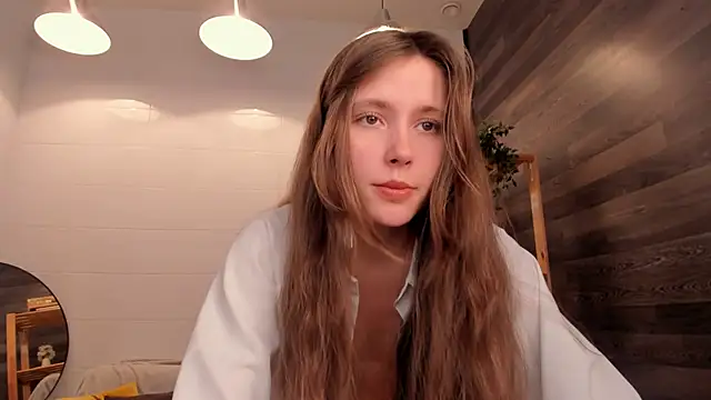 Snapshot of MaryannSoftt chatting on September 2025 03:39:01 PM MaryannSoftt online show from September 2025 03:39:01 PM