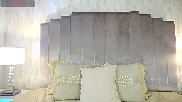 ashlyestone online show from January 2025 02:43:01 AM