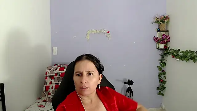 victoria jones online show from January 2025 07:58:02 PM