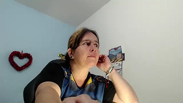 victoria jones online show from March 2026 12:32:02 PM