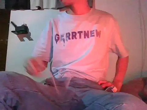 Snapshot of zzl9203 chatting on December 2024 04:58:01 PM zzl9203 online show from December 2024 04:58:01 PM