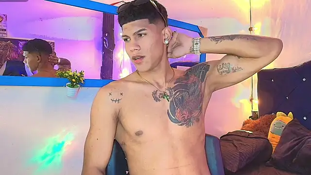 Damian latinxxx online show from February 2025 09:41:01 AM