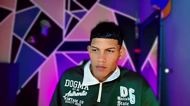 Damian latinxxx online show from February 2025 12:16:02 PM