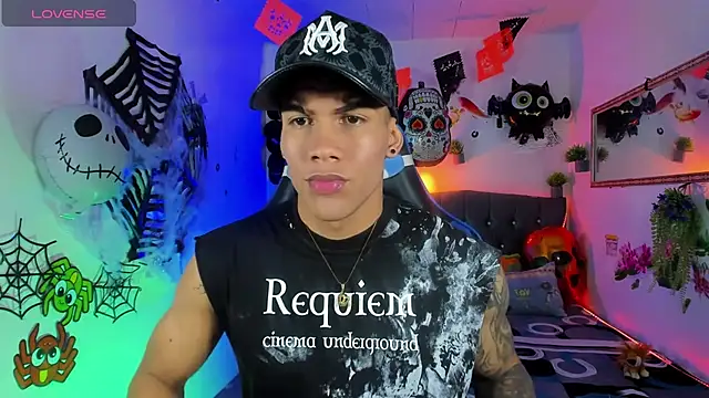 Damian latinxxx online show from October 2025 03:04:02 AM