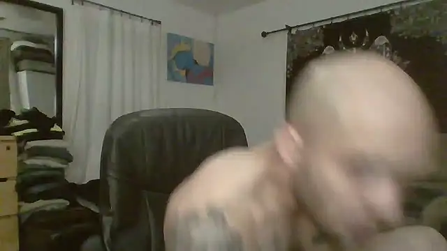 JohnnyDeep187 online show from January 2025 12:02:01 PM