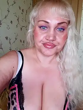 IsabellaBoni online show from October 2025 06:19:01 AM