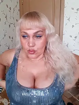 IsabellaBoni online show from February 2026 07:27:01 AM