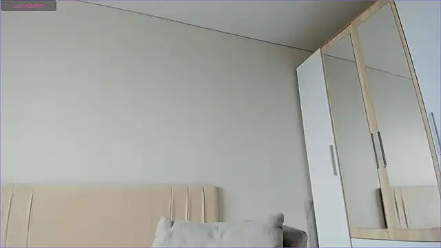 sweety vikky online show from January 2025 03:20:02 AM