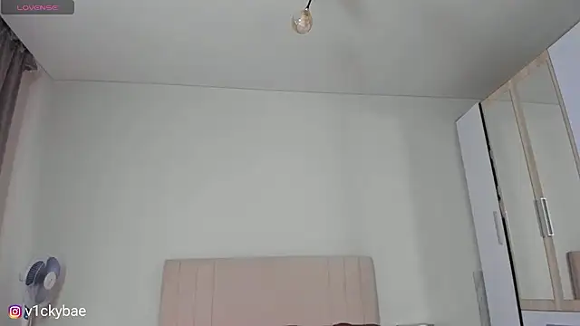 sweety vikky online show from September 2025 01:40:01 AM