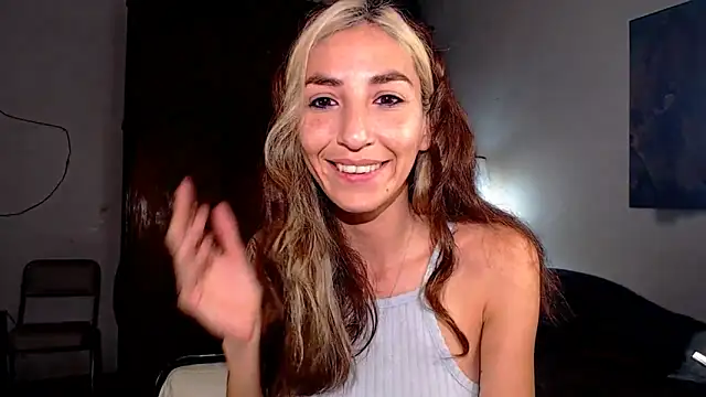 Snapshot of stephieval_ chatting on June 2026 12:03:02 PM stephieval online show from June 2026 12:03:02 PM