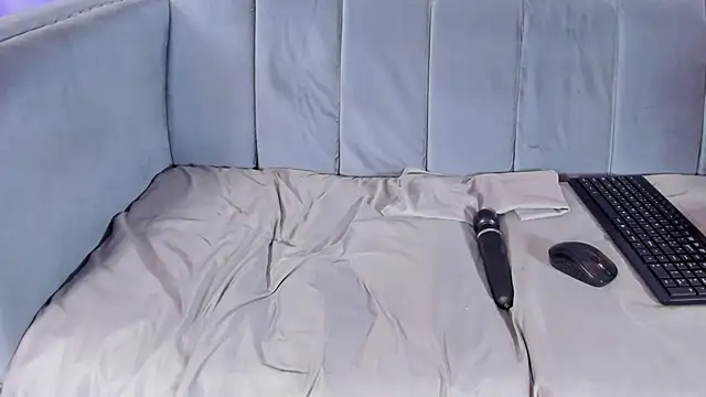 Isabellsmmith online show from February 2025 03:34:02 AM