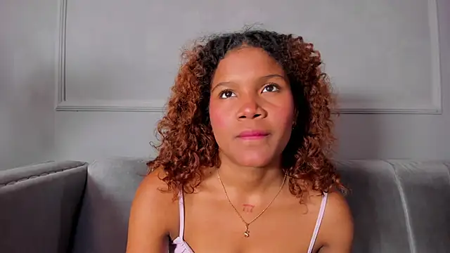 Isabellsmmith online show from March 2025 04:24:02 AM