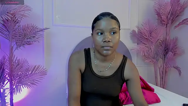 Isabellsmmith online show from September 2025 07:03:01 PM