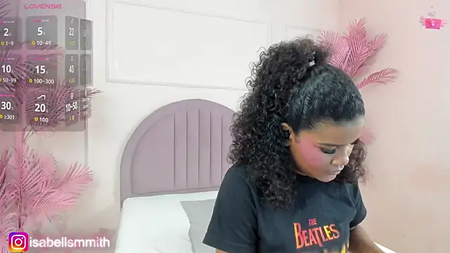 Isabellsmmith online show from September 2025 07:40:02 PM