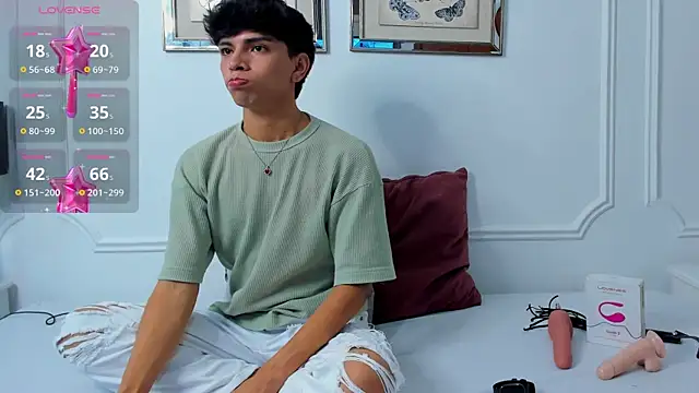 Santy carrington online show from January 2025 08:42:01 PM