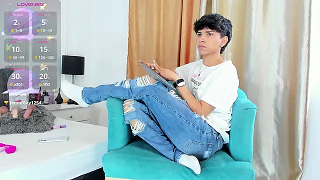 Santy carrington online show from January 2025 03:55:02 PM