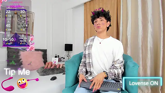 Santy carrington online show from February 2025 12:14:01 AM