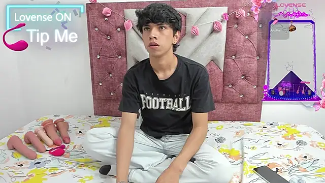 Santy carrington online show from March 2025 09:11:02 PM