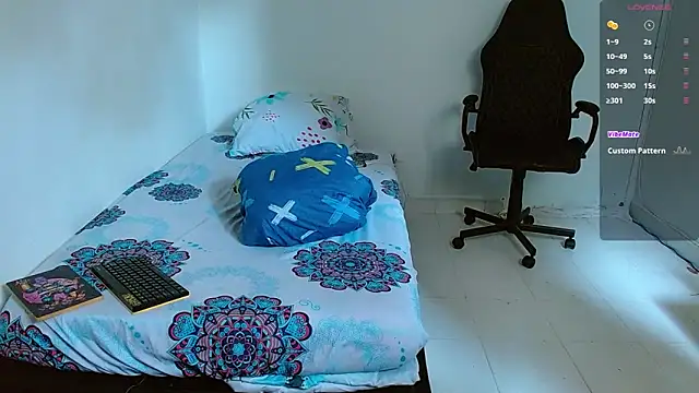 bray hotboy777 online show from September 2025 01:56:01 PM