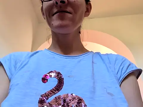 Snapshot of Milky_hairy_mommy chatting on July 2026 06:52:02 AM Milky hairy mommy online show from July 2026 06:52:02 AM