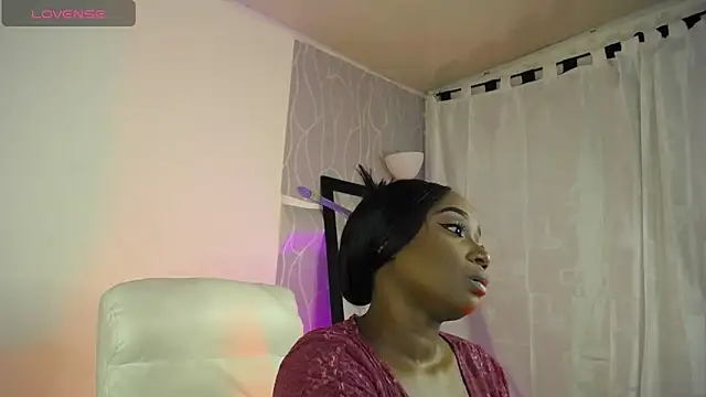 Britanymooree online show from March 2025 08:42:02 PM