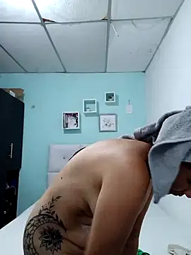 Magica lorena online show from February 2025 01:00:02 PM