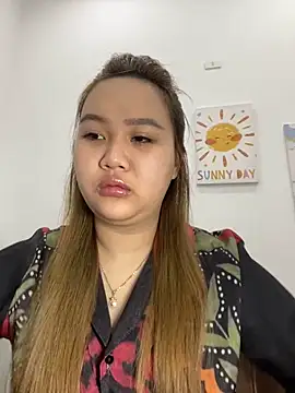 Odette68 online show from November 2025 01:19:01 AM