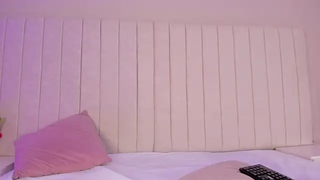 Snapshot of Littleolivia_ chatting on January 2025 07:04:02 PM Littleolivia online show from January 2025 07:04:02 PM