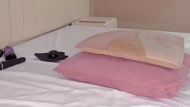 Snapshot of Littleolivia_ chatting on February 2025 07:47:01 PM Littleolivia online show from February 2025 07:47:01 PM