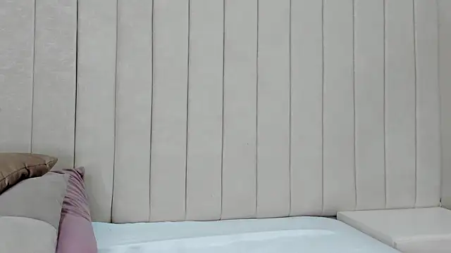 Snapshot of Littleolivia_ chatting on March 2025 01:06:02 PM Littleolivia online show from March 2025 01:06:02 PM