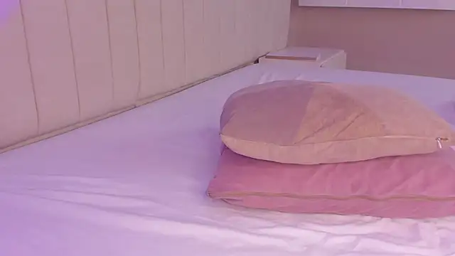 Snapshot of Littleolivia_ chatting on March 2025 07:42:02 PM Littleolivia online show from March 2025 07:42:02 PM