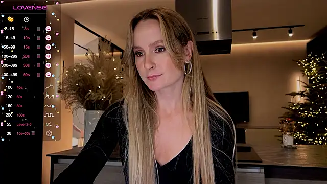 Snapshot of Peach__juice chatting on January 2025 10:45:02 PM Peach juice online show from January 2025 10:45:02 PM