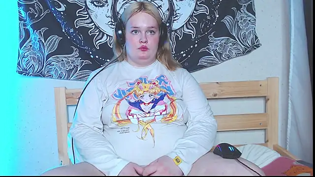 rozzhaos8 online show from September 2025 06:20:01 PM