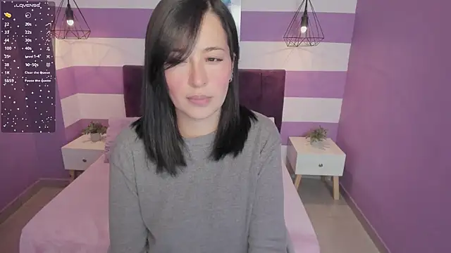 lovely  martina online show from December 2024 06:25:01 PM