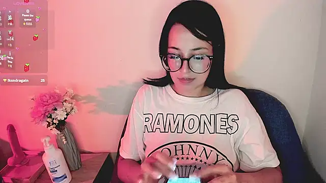 lovely  martina online show from November 2025 11:59:02 PM