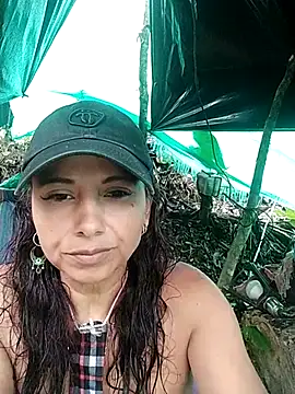 Snapshot of andreu_mature chatting on March 2025 12:44:01 PM andreu mature online show from March 2025 12:44:01 PM