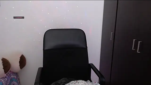 Suzanne abbey online show from November 2025 12:00:01 AM