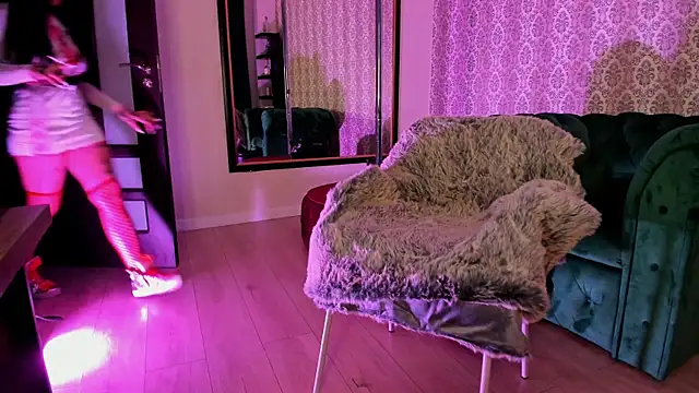 CreamyInkky  online show from December 2024 07:31:01 AM