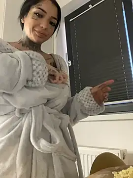 CreamyInkky  online show from January 2025 03:21:01 PM