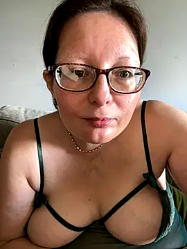 Ailsa Bliss online show from September 2025 01:11:02 PM