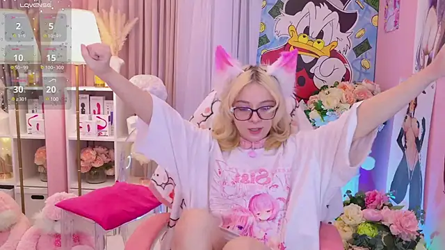 Snapshot of Coconut_Mia chatting on December 2024 09:00:01 PM Coconut Mia online show from December 2024 09:00:01 PM