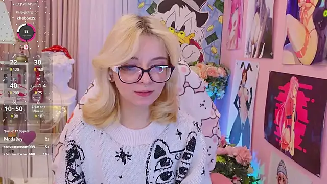 Snapshot of Coconut_Mia chatting on December 2024 12:18:01 AM Coconut Mia online show from December 2024 12:18:01 AM