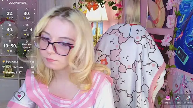 Snapshot of Coconut_Mia chatting on December 2024 12:00:02 AM Coconut Mia online show from December 2024 12:00:02 AM